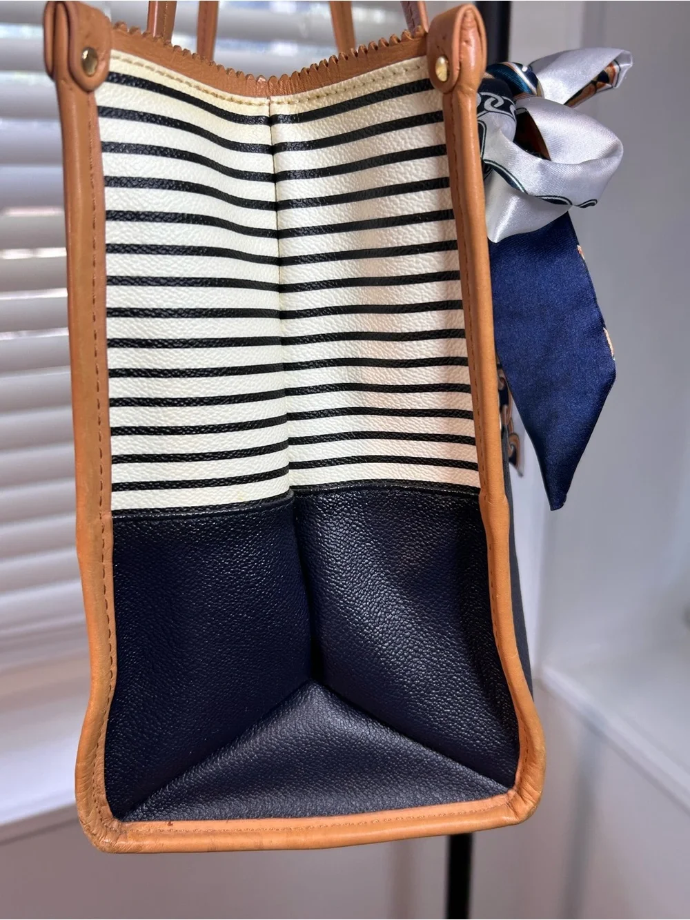 Tory Burch Ella Viva Leather Tote in the distinctive Navy Stripes & Shine design